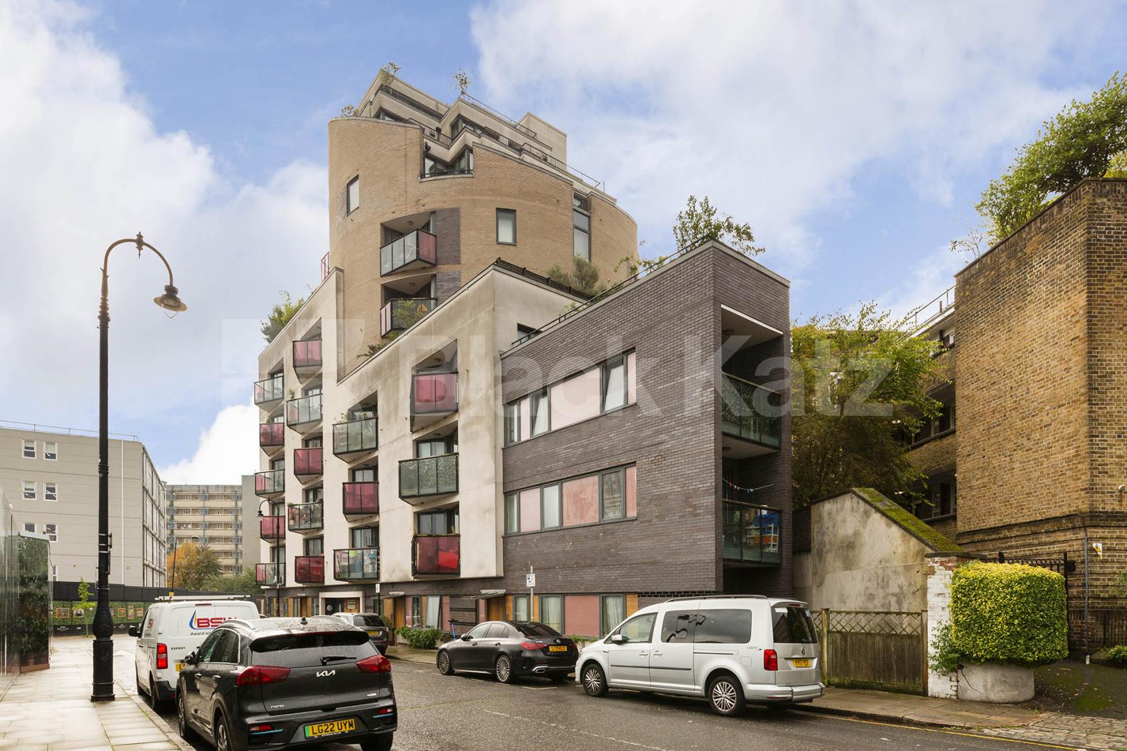 Stunning spacious 1 bed penthouse by Regents Park   Cubitt Court, Park Village East , Camden / Regents Park